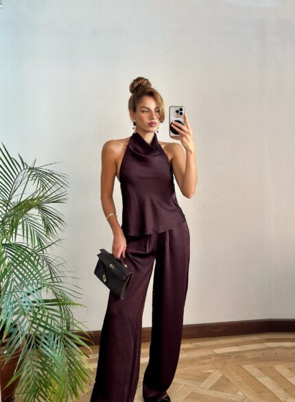 Mürdüm Saten Sırt Dekolteli Takım