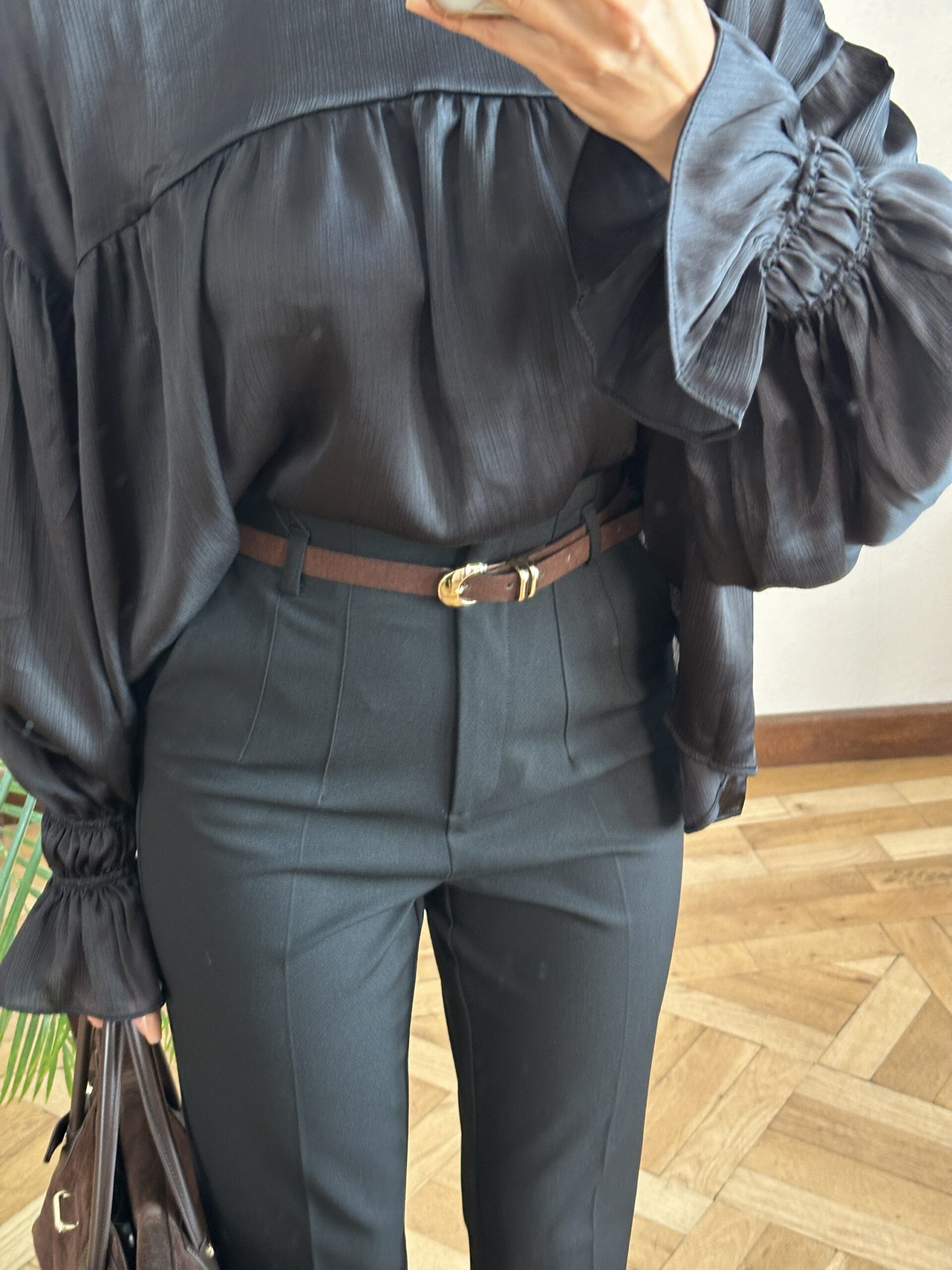 Kemerli Siyah Kalem Pantolon - Görsel 3