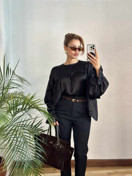 Siyah Saten Bluz