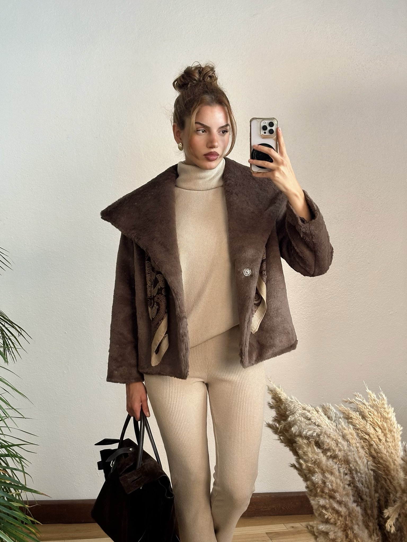 Kahverengi Kısa Kürk