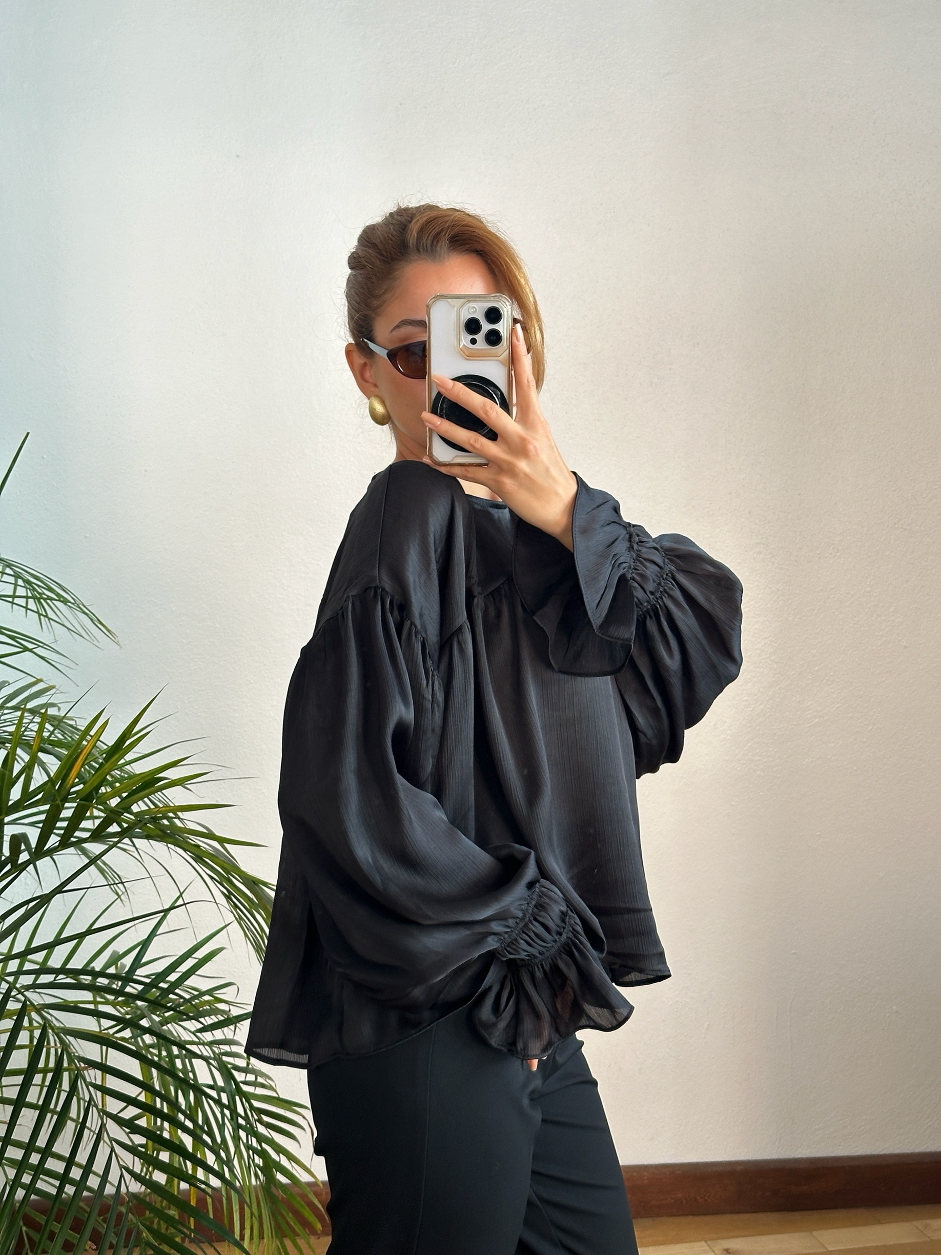 Siyah Saten Bluz - Görsel 4