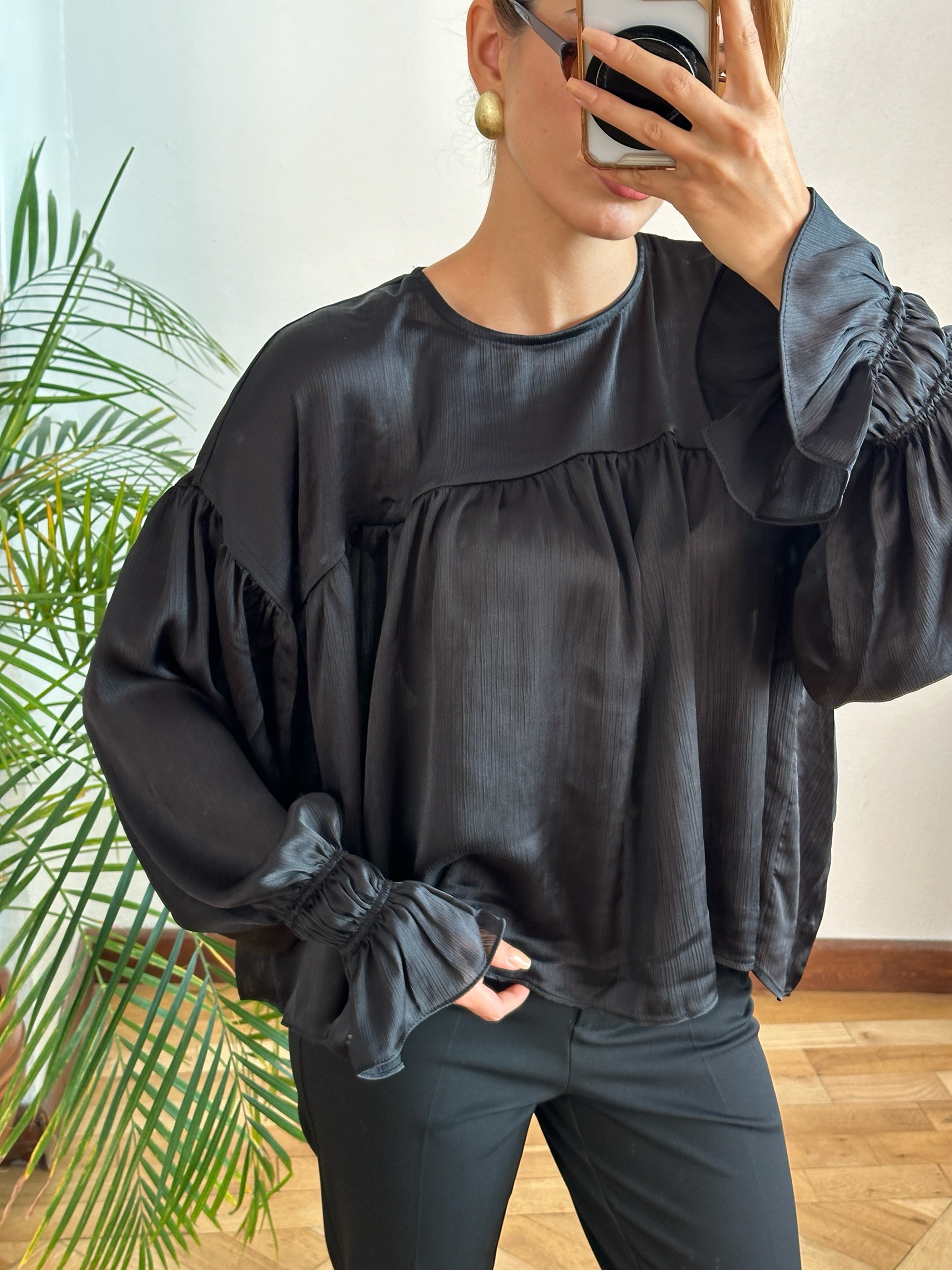 Siyah Saten Bluz - Görsel 5