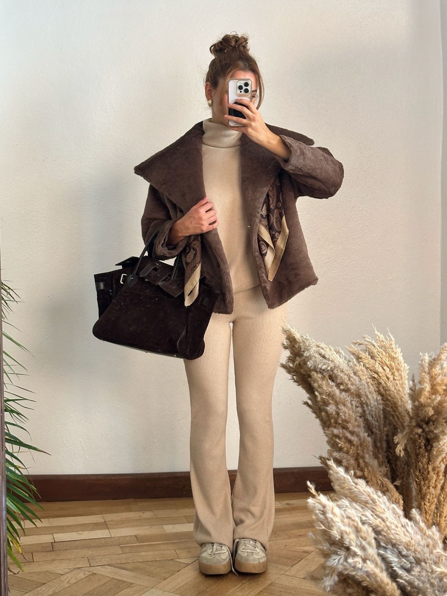 Kahverengi Kısa Kürk - Görsel 4