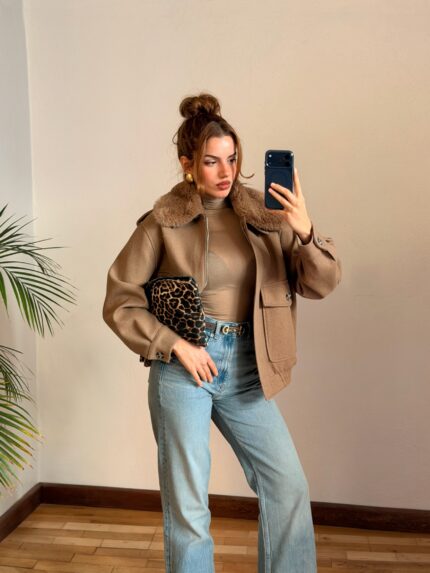 Yakası Kürklü Camel Kaşe Ceket